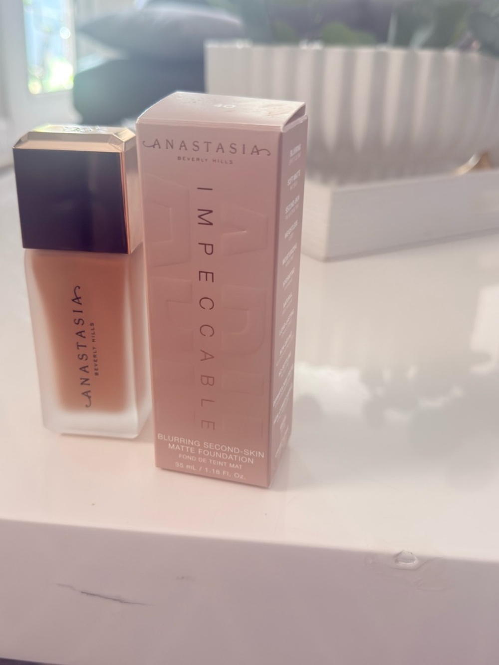 Anastasia Beverly Hills Impeccable Matte Foundation — 40